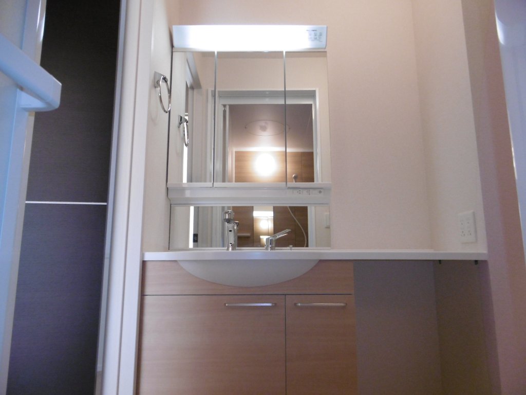 洗面設備　洗髪洗面化粧台