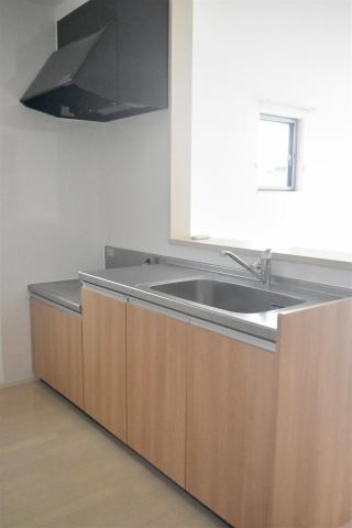 キッチン　※同タイプの参考物件写真となります（色・素材等違う場合もござ