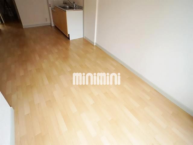 居室・リビング　日当たり良好です