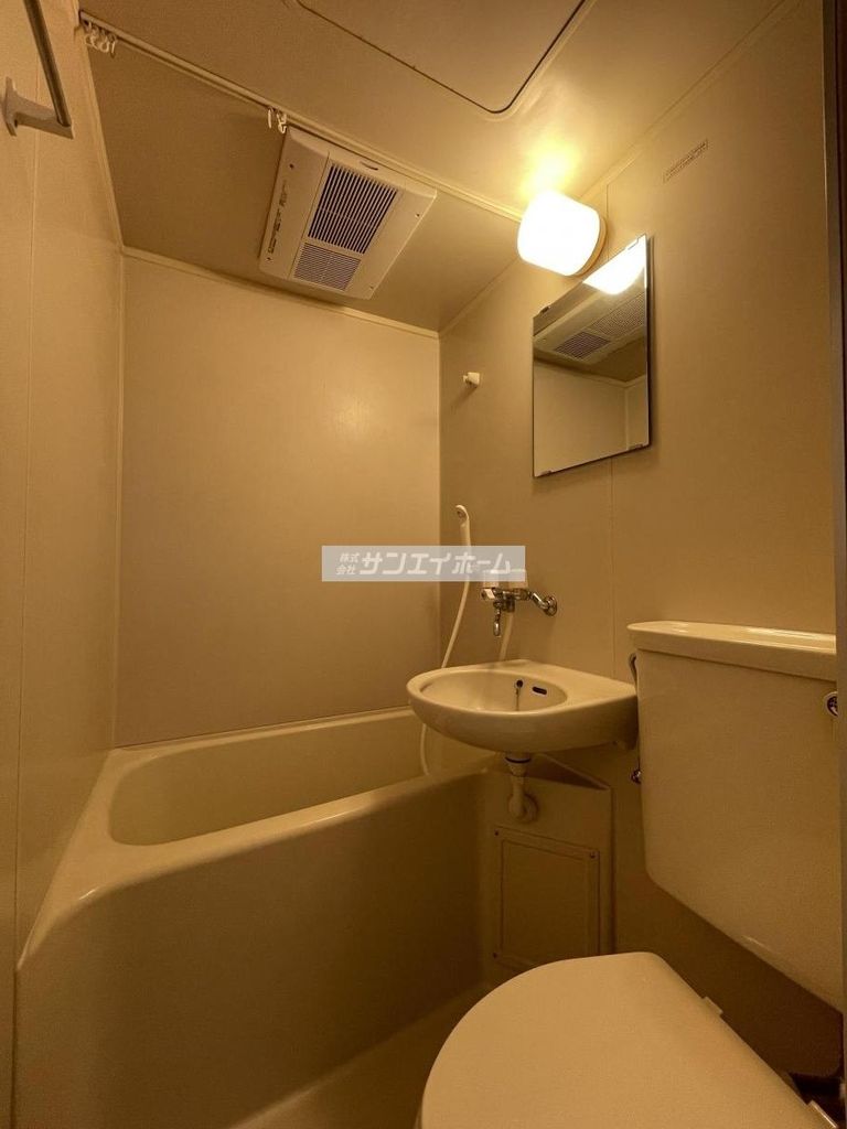 バス・シャワールーム　同仕様