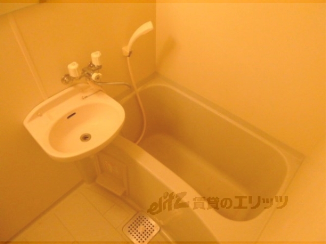 バス・シャワールーム　バス