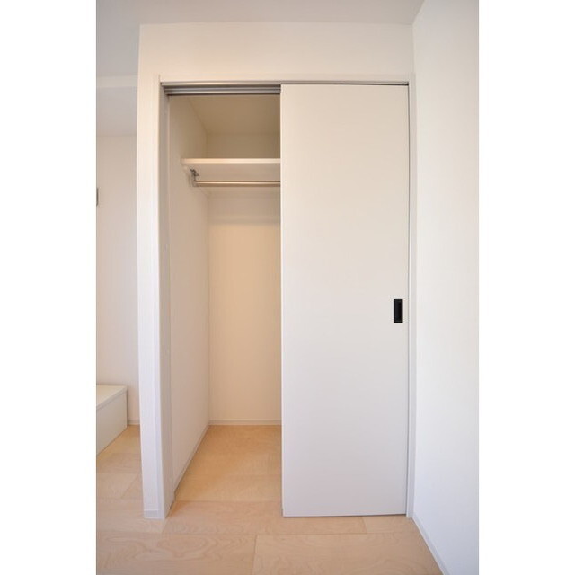 その他部屋・スペース　明るい色調の室内です