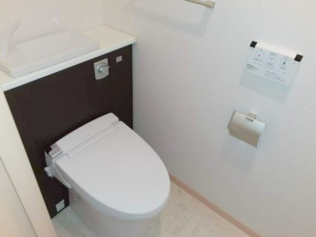 トイレ　参考写真