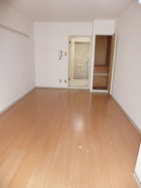 居室・リビング　★諸条件の相談、ご案内は中央林間店まで★