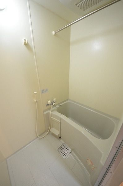 バス・シャワールーム　※別部屋参考写真