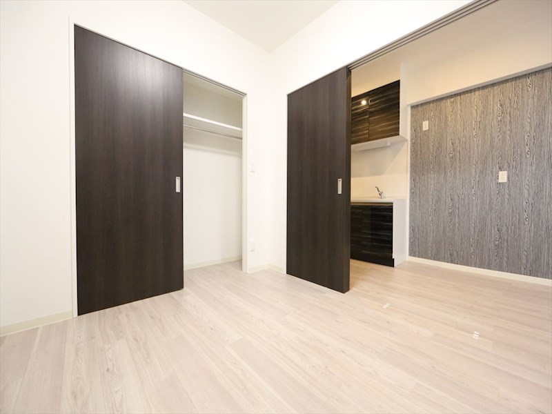 その他部屋・スペース　洋室4.32帖　クローゼット付（収納充実してます）