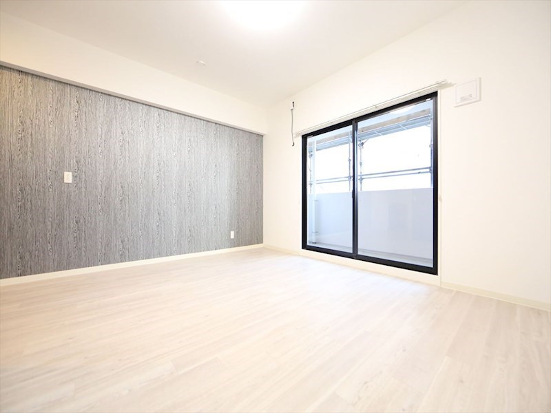 バルコニー　ＬＤＫ13.42帖　エアコン完備　バルコニー