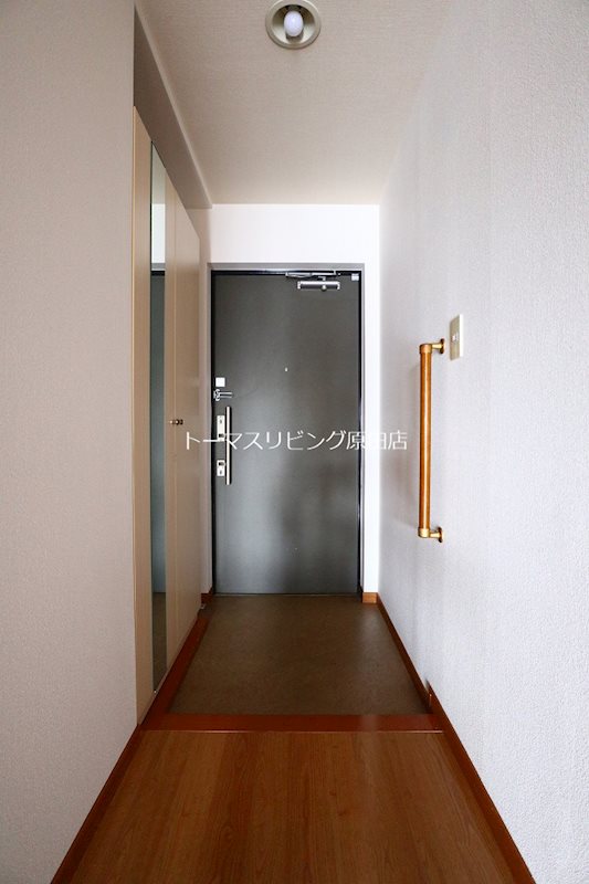 玄関　603号室写真