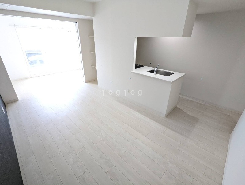 居室・リビング　同号室タイプ写真