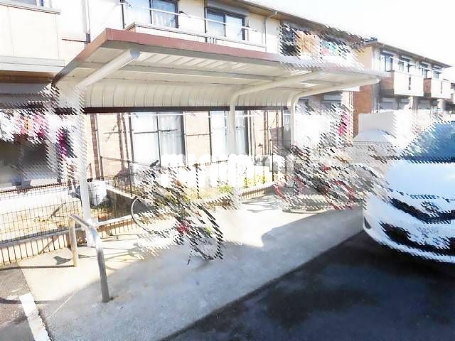 駐車場　駐輪場