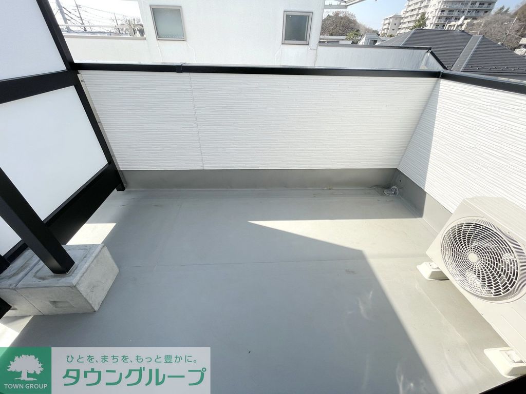 バルコニー　バルコニー