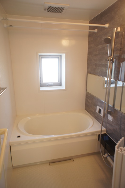 バス・シャワールーム　図面と現状に相違がある場合には現状を優先