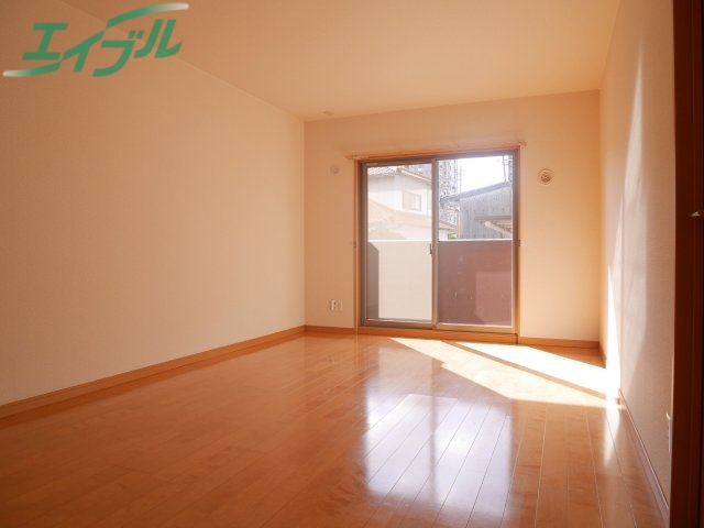 居室・リビング　同タイプの画像です