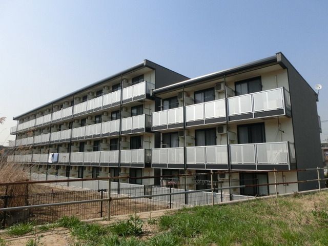 建物外観　日当り良好・閑静な住宅街・家具付き