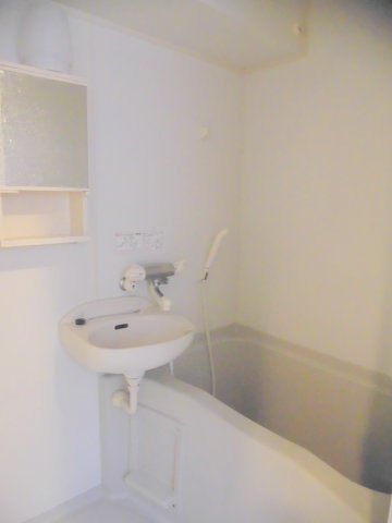 バス・シャワールーム　ルーブル大井町弐番館