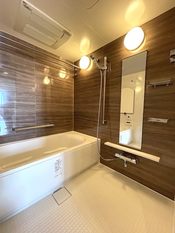 バス・シャワールーム