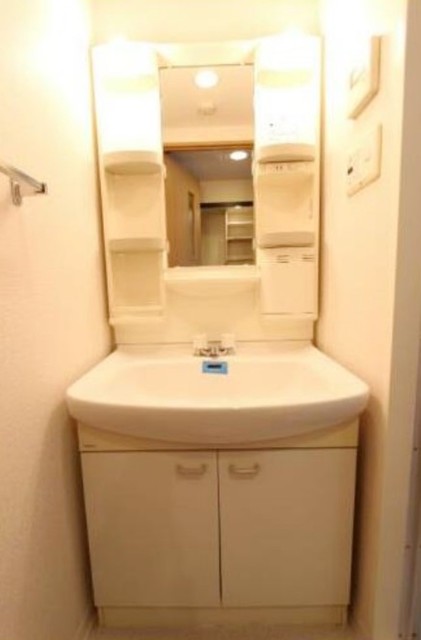 洗面設備　同仕様写真