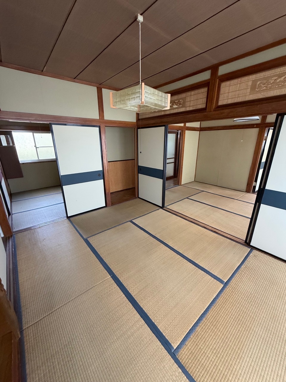 郡山6丁目貸家の居間写真