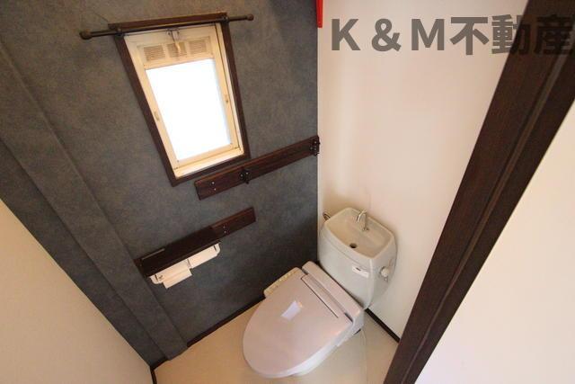 トイレ　清潔感のあるトイレです