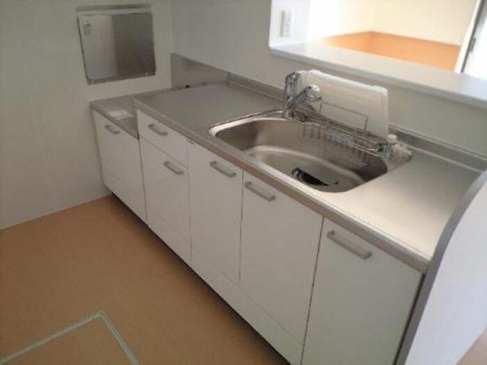 キッチン　※同物件・同タイプの写真です