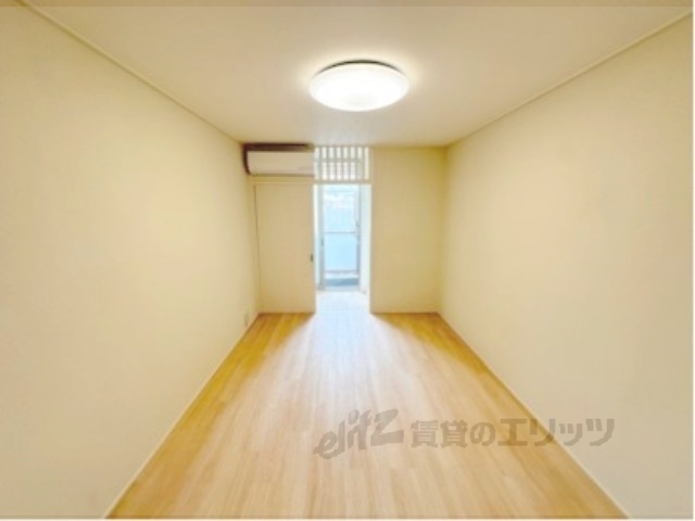 居室・リビング　洋室