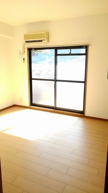 居室・リビング　居室