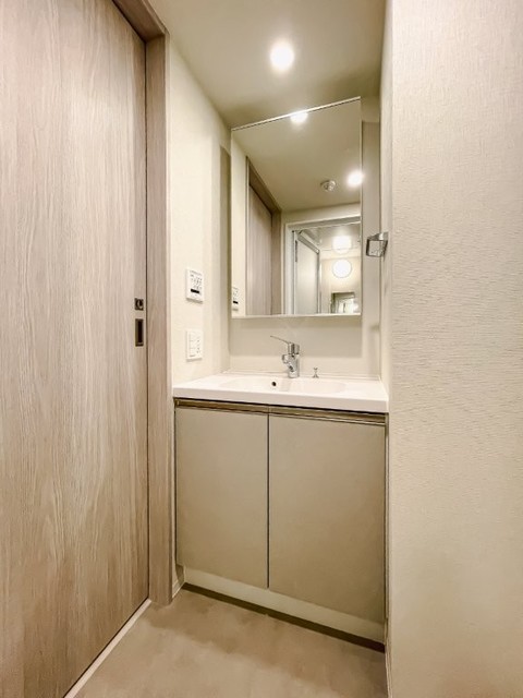 洗面設備　※写真は同タイプ住戸です。