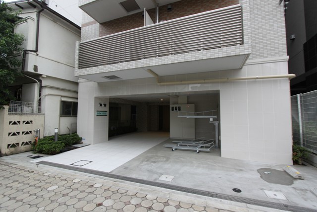 エントランス　エントランス