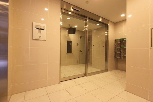 セキュリティ　オートロック完備