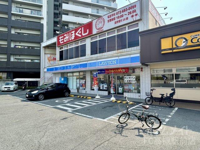 コンビニ　ローソン　高槻大畑町店（コンビニ）まで303m