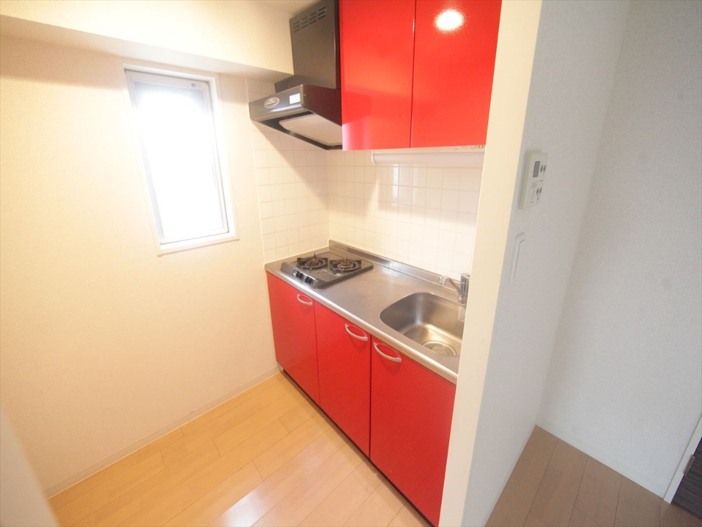 キッチン　システムキッチン（ガス2口コンロ付）