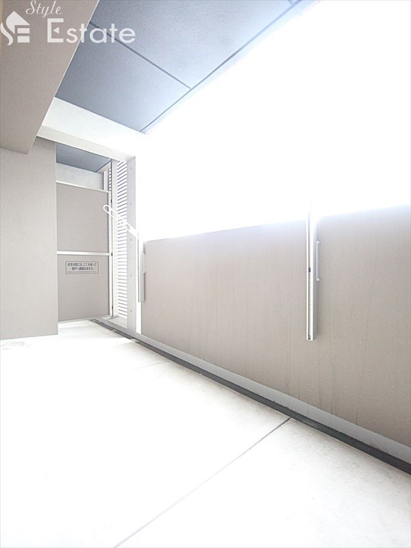 バルコニー　バルコニー