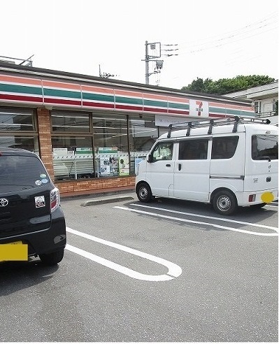 コンビニ　セブンイレブン（コンビニ）まで350m