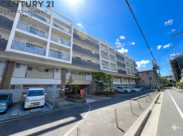 建物外観　オートロック付きで安心です！