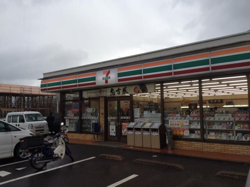 コンビニ　セブンイレブン小倉下石田1丁目店（コンビニ）まで1023m
