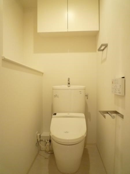 トイレ　別部屋参考写真