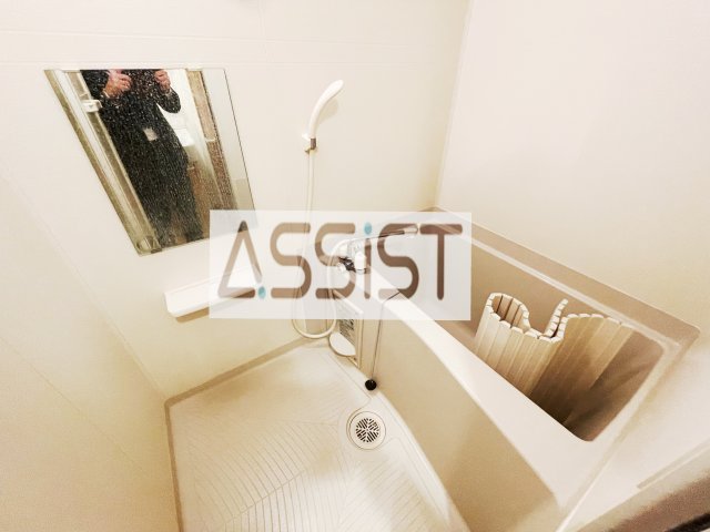 バス・シャワールーム　※同物件同仕様の参考写真です