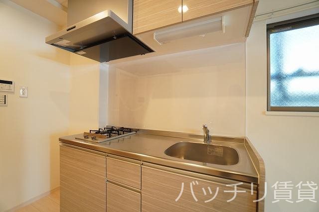 キッチン　別号室のため、現状優先