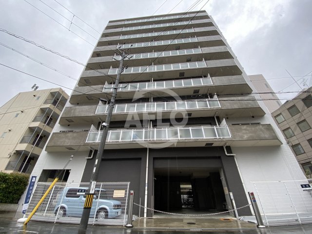 建物外観　クレグラン北梅田　外観