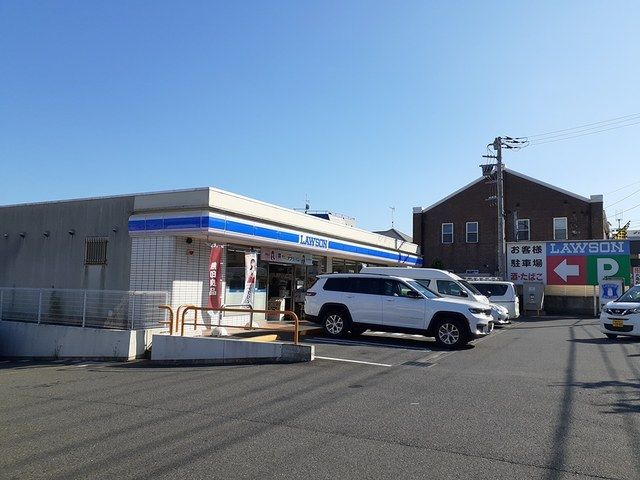 コンビニ　LAWSON（コンビニ）まで460m