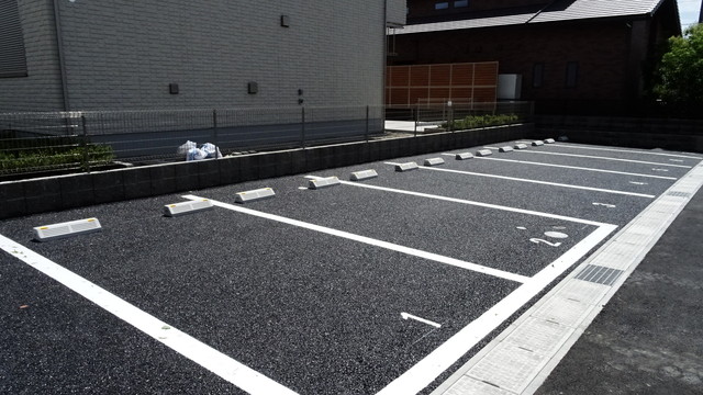 駐車場　【空要確認】駐車場