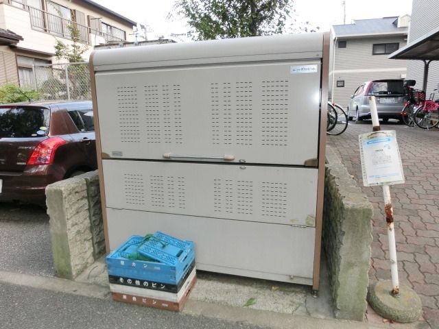 その他　敷地内の共有ゴミ置き場