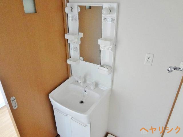 洗面設備　類似部屋イメージ