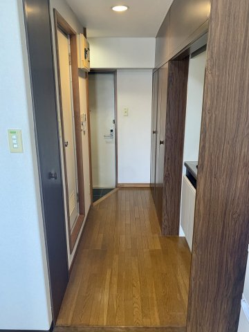 玄関　落ち着いた玄関です