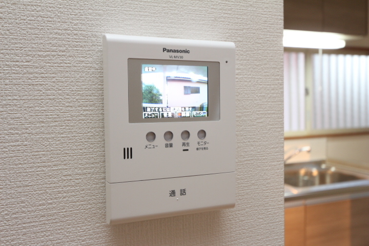 セキュリティ　※別部屋写真※ 安心のTVモニターフォン(^-^)　誰が…