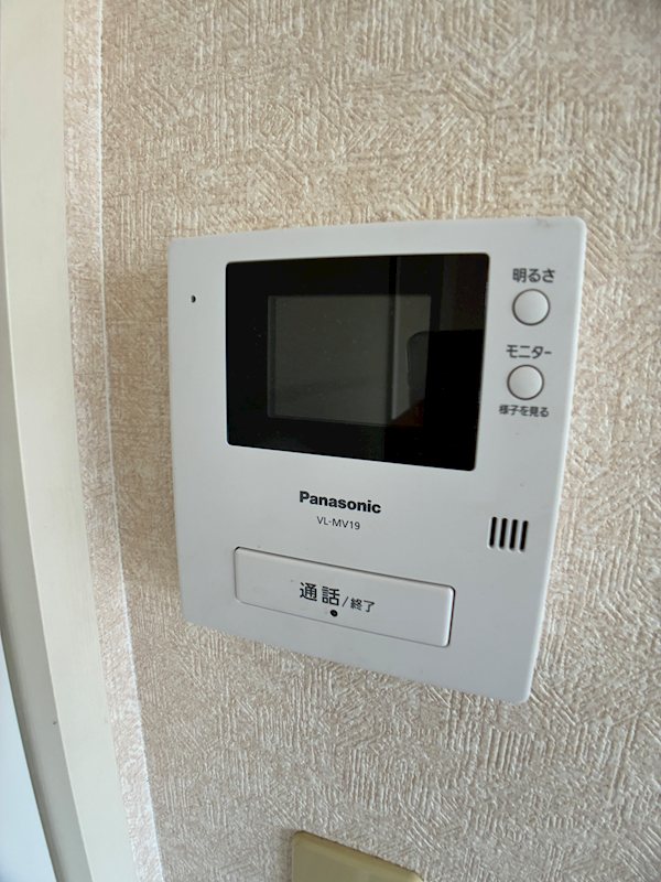 セキュリティ　モニター付きインターホン