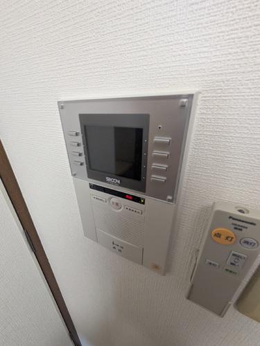 セキュリティ　モニタ付きインターホン