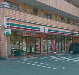 コンビニ　セブンイレブン 草加青柳5丁目店（コンビニ）まで190m