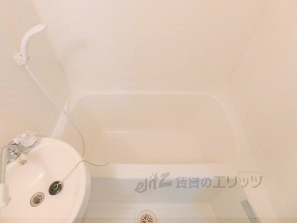 バス・シャワールーム　風呂