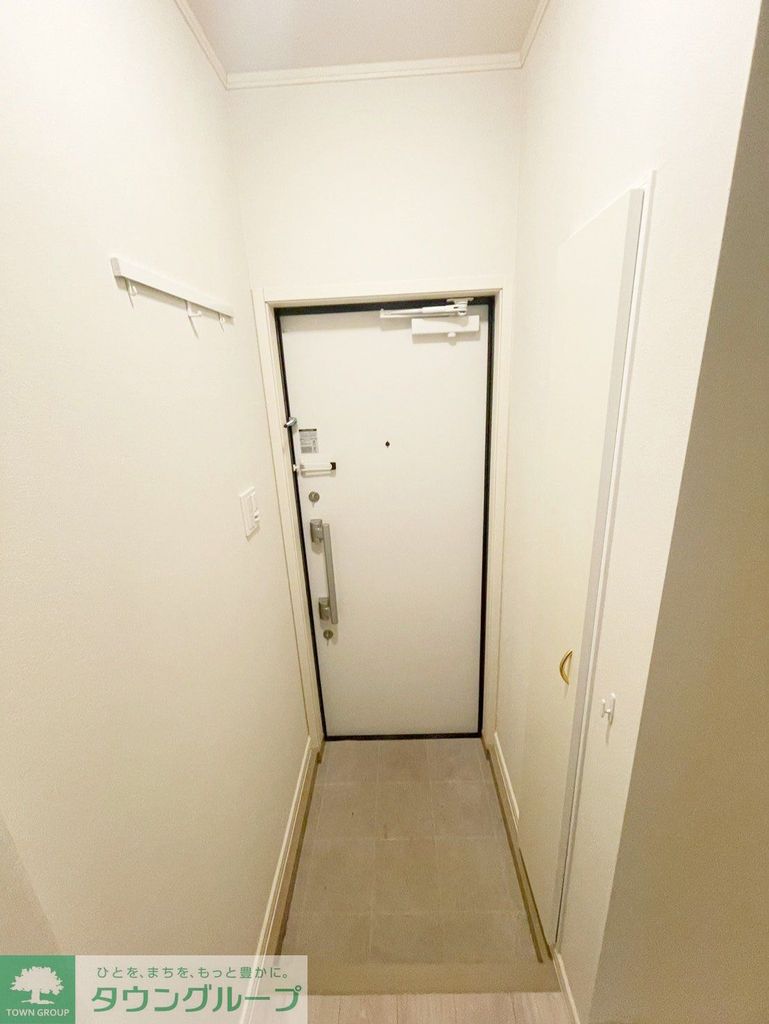 玄関　※別号室参考写真